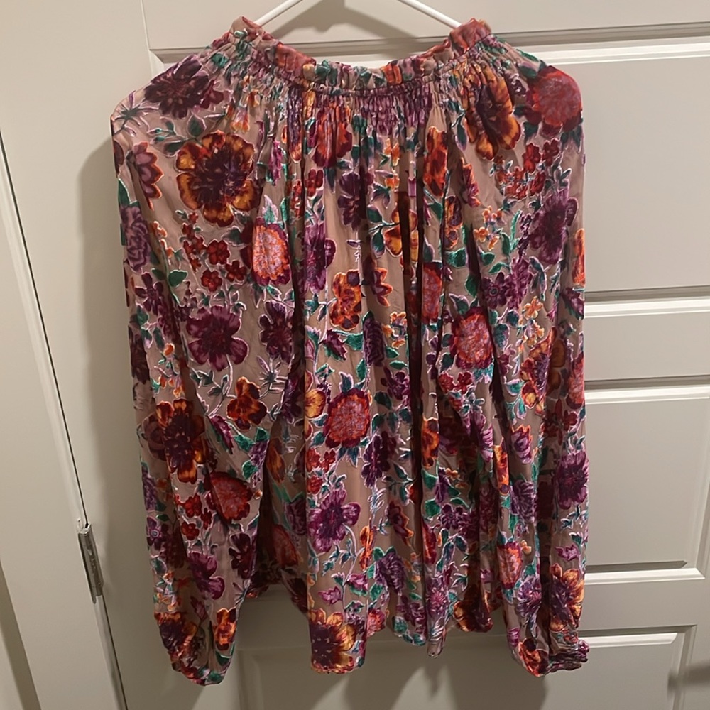 BNWT Hale Bob Stevie Silk Top, Size Medium - Picture 6 of 6